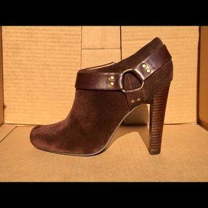 Jessica Simpson Kianna Ankle booties size 8.5B